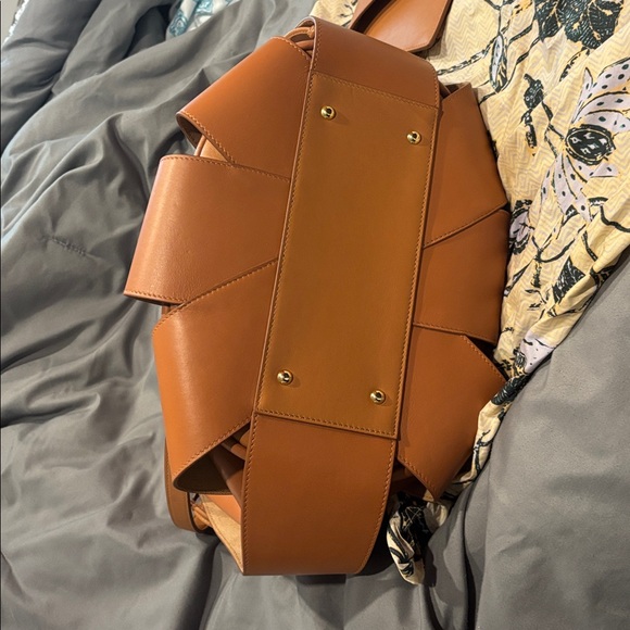 NWT ULLA JOHNSON Lotus Pleated Bucket Bag - Picture 11 of 11